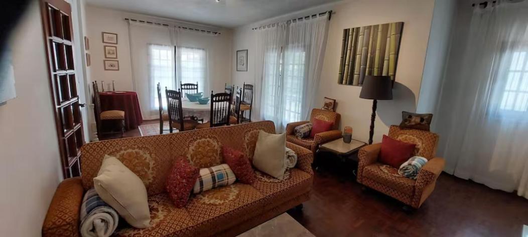 Vivenda Alju Villa Ourem Ngoại thất bức ảnh